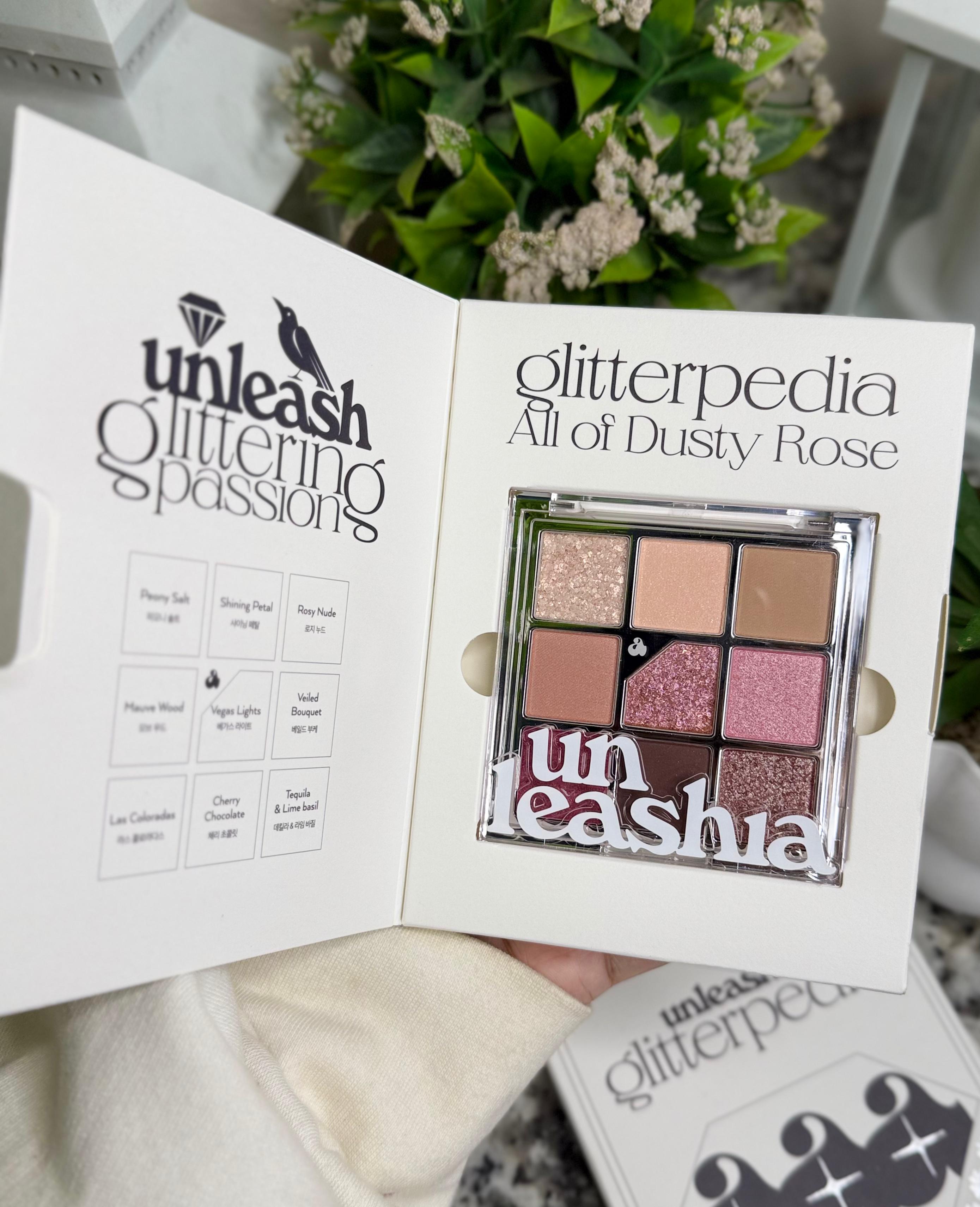 unleashia glitterpedia Eyeshadow Palette